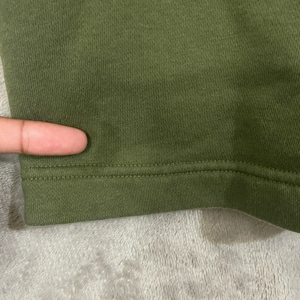 Nike‎ Sportswear Club Graphic Shorts Men Small  Green Fleece Swoosh Active Gym